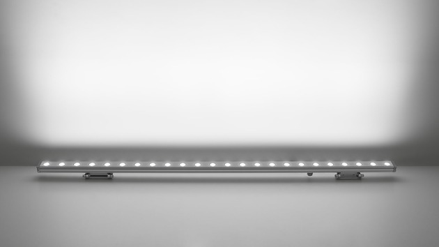 Artemide LED svítidlo Spike 48 W 24 V DC 3000K 31° Architectural Outdoor