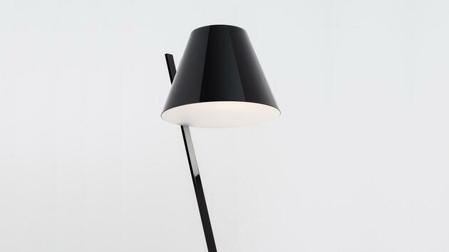 Artemide La Petite stojací lampa - černá 1753030A