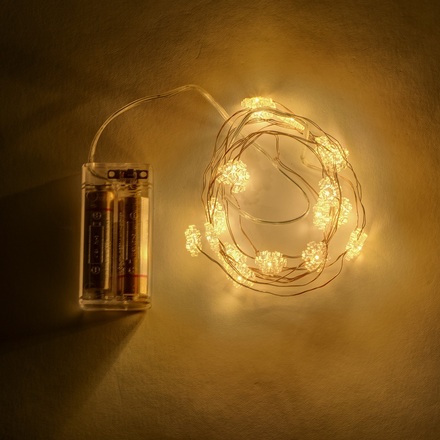 DecoLED LED světelný řetěz na baterie - vločky, teplá bílá, 20 diod, 2,3 m