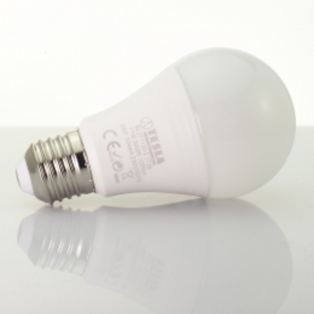 TESLA - LED žárovka BULB E27, 11W, 230V, 1055lm, 25 000h, 3000K teplá bílá, 240° BL271130-2