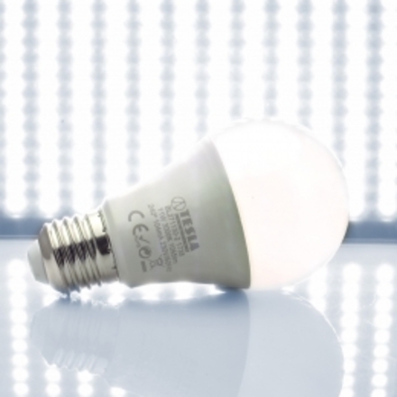 TESLA - LED žárovka BULB E27, 11W, 230V, 1055lm, 25 000h, 3000K teplá bílá, 240° BL271130-2